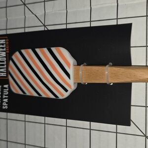 Maker's Halloween Orange And Black Stripe Silicone Spatula 11"